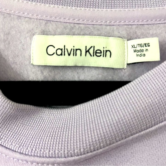 Calvin Klein Women's Light Purple Crewneck Sweatshirt - Picture 4 of 4
